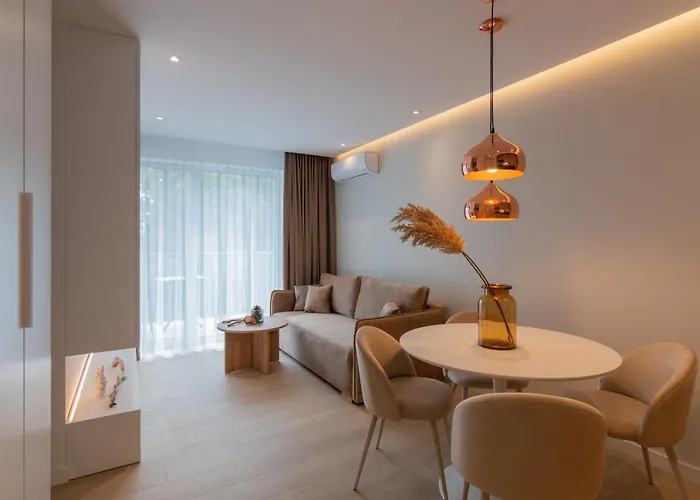 Port Boutique Basen 128 Podczele Lwowska * Kołobrzeg